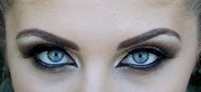 woman with blue eyes